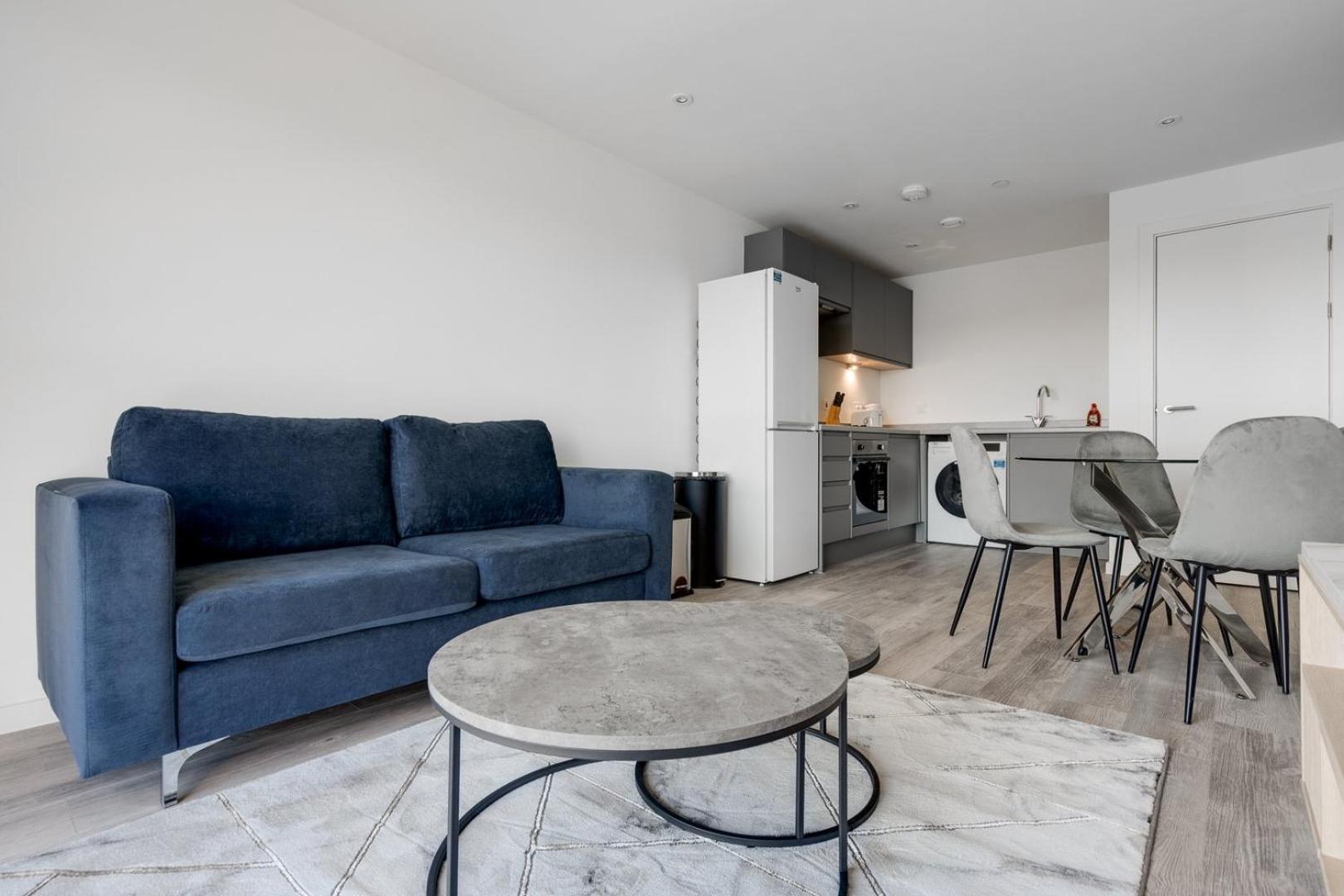 Comforting City Retreat In Vauxhall - No Wifi Ливърпул Екстериор снимка